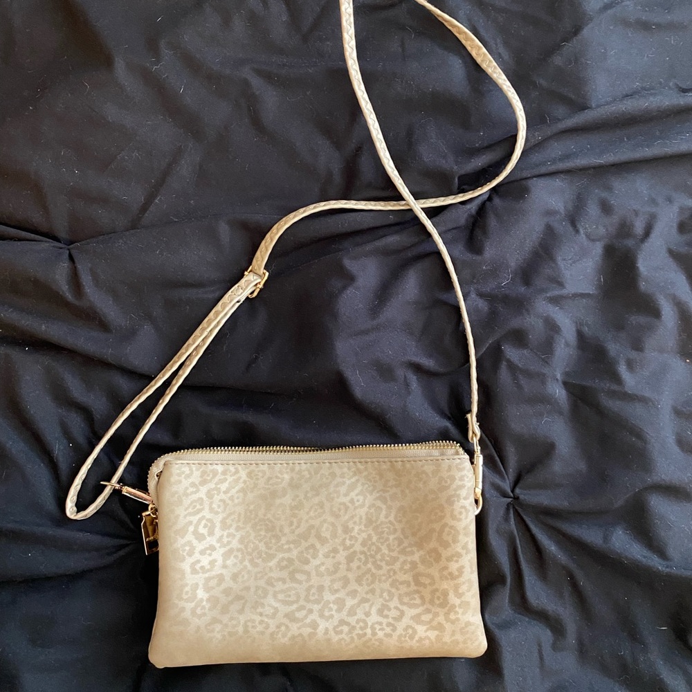crossbody